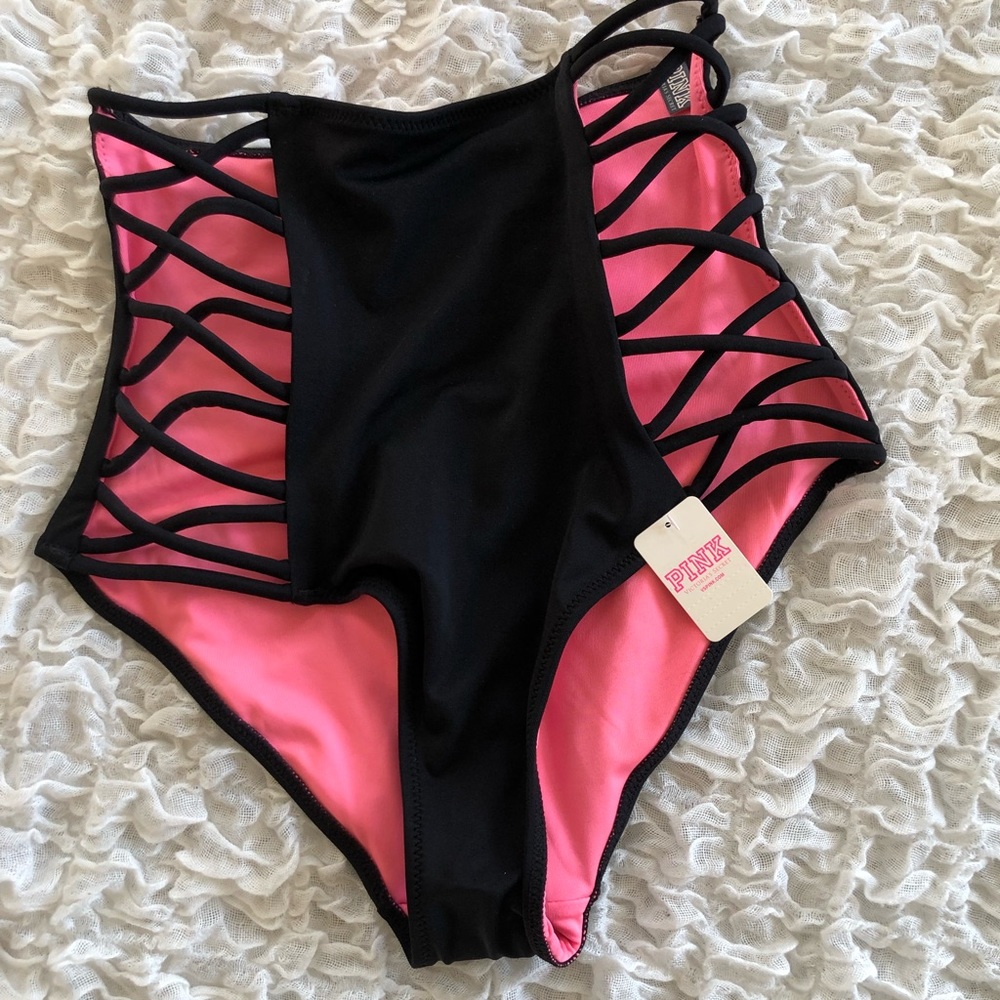 Victoria’s Secret black high rise bikini bottom S